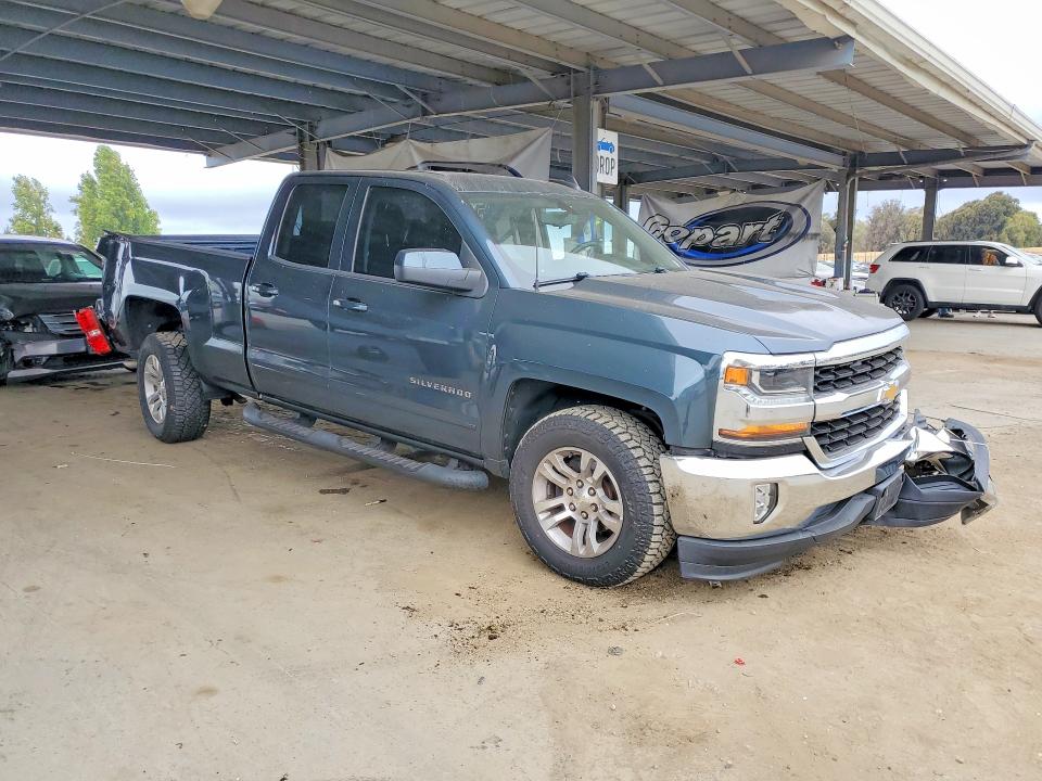 Photo 4 from auction – 2017 CHEVROLET SILVERADO with VIN 1GCRCREC9HZ188496