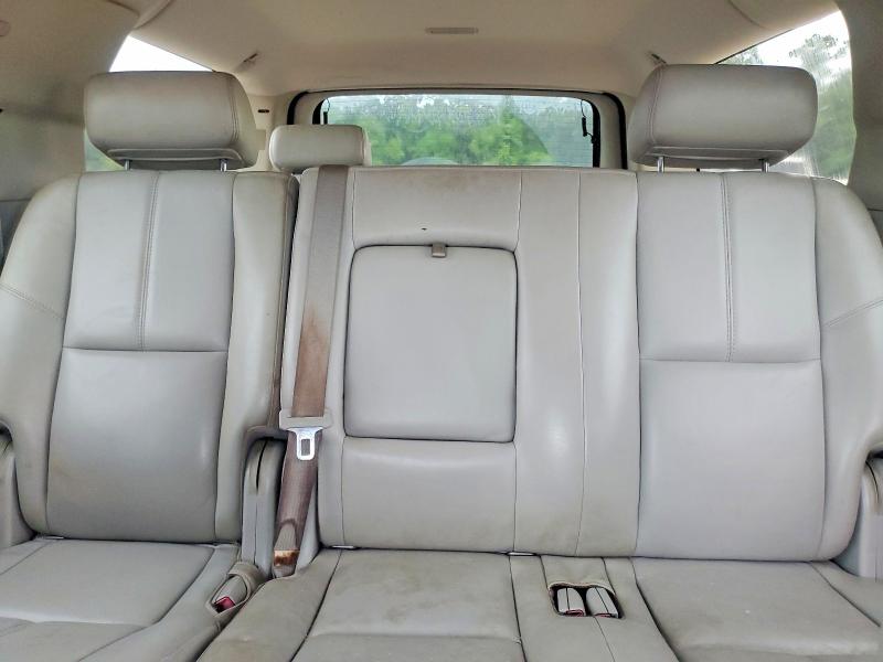 Photo 10 from auction – 2007 CHEVROLET SUBURBAN with VIN 3GNFC16J67G112743