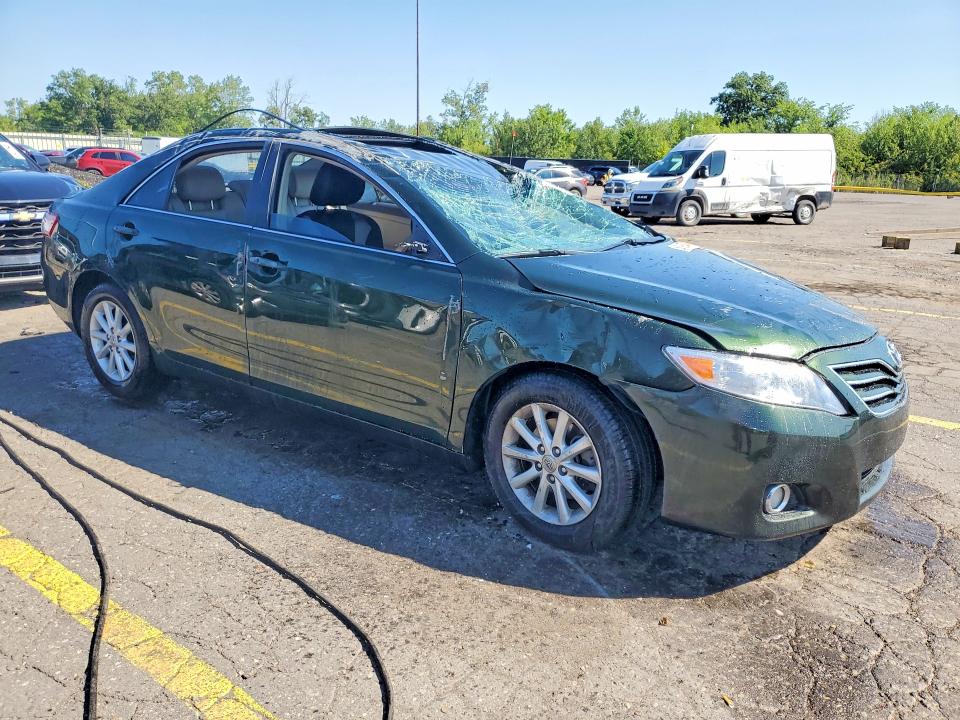 Photo 4 from auction – 2011 TOYOTA CAMRY with VIN 4T4BF3EKXBR113969