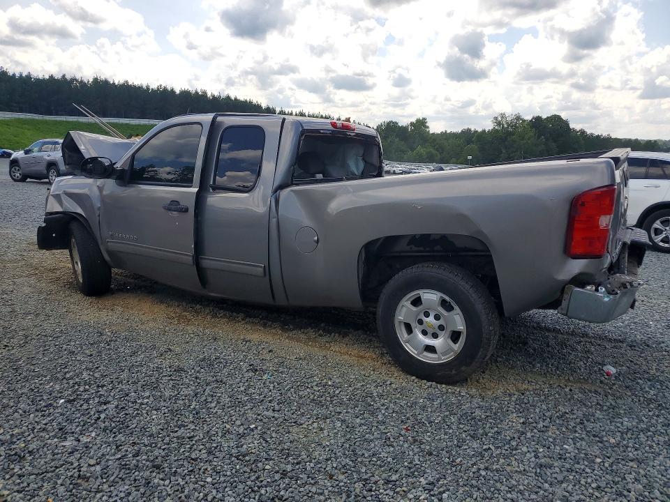 Photo 2 from auction – 2013 CHEVROLET SILVERADO with VIN 1GCRCSE01DZ316561