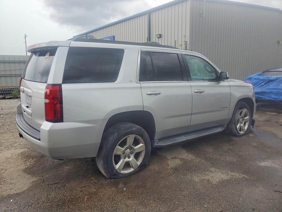 Photo 3 from auction – 2015 CHEVROLET TAHOE with VIN 1GNSKBKC7FR724284