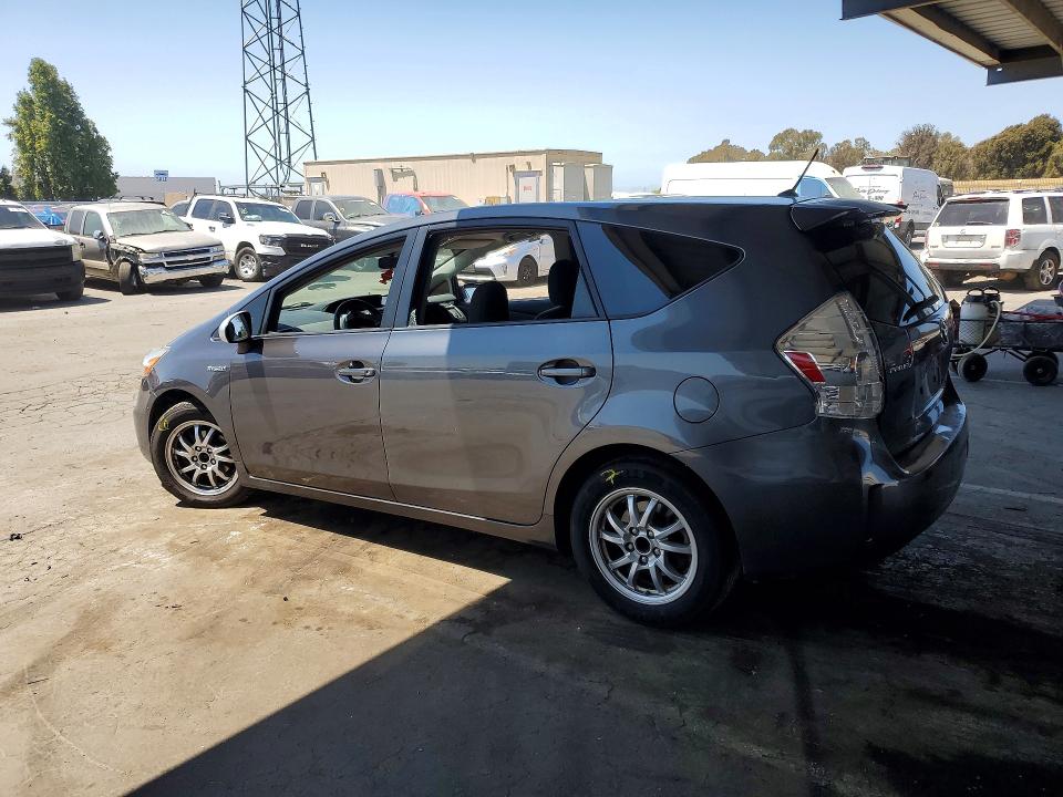 Photo 2 from auction – 2012 TOYOTA PRIUS V with VIN JTDZN3EU6C3066500