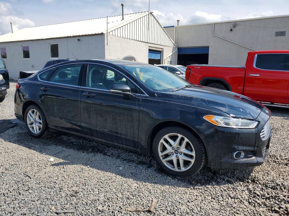Photo 4 from auction – 2014 FORD FUSION with VIN 3FA6P0HDXER273036