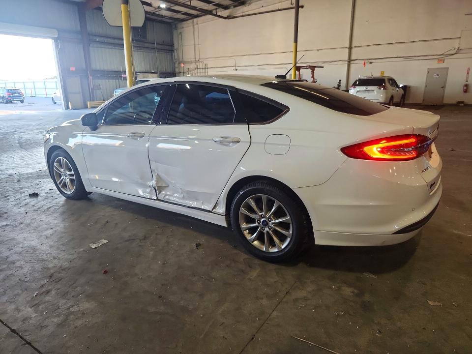 Photo 2 from auction – 2018 FORD FUSION with VIN 3FA6P0H70JR285989