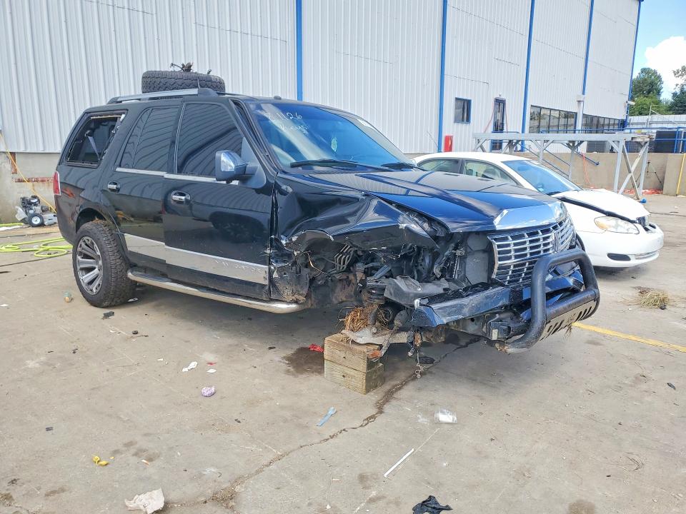 Photo 4 from auction – 2007 LINCOLN NAVIGATOR with VIN 5LMFU28557LJ08738