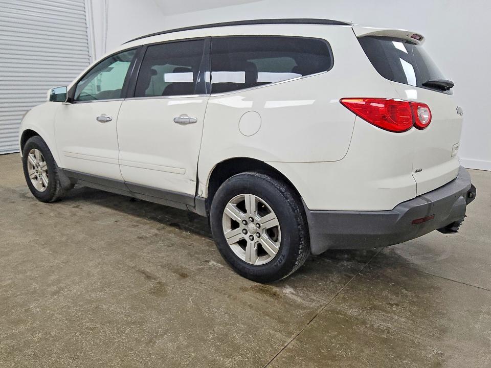 Photo 2 from auction – 2012 CHEVROLET TRAVERSE with VIN 1GNKVGED8CJ284885