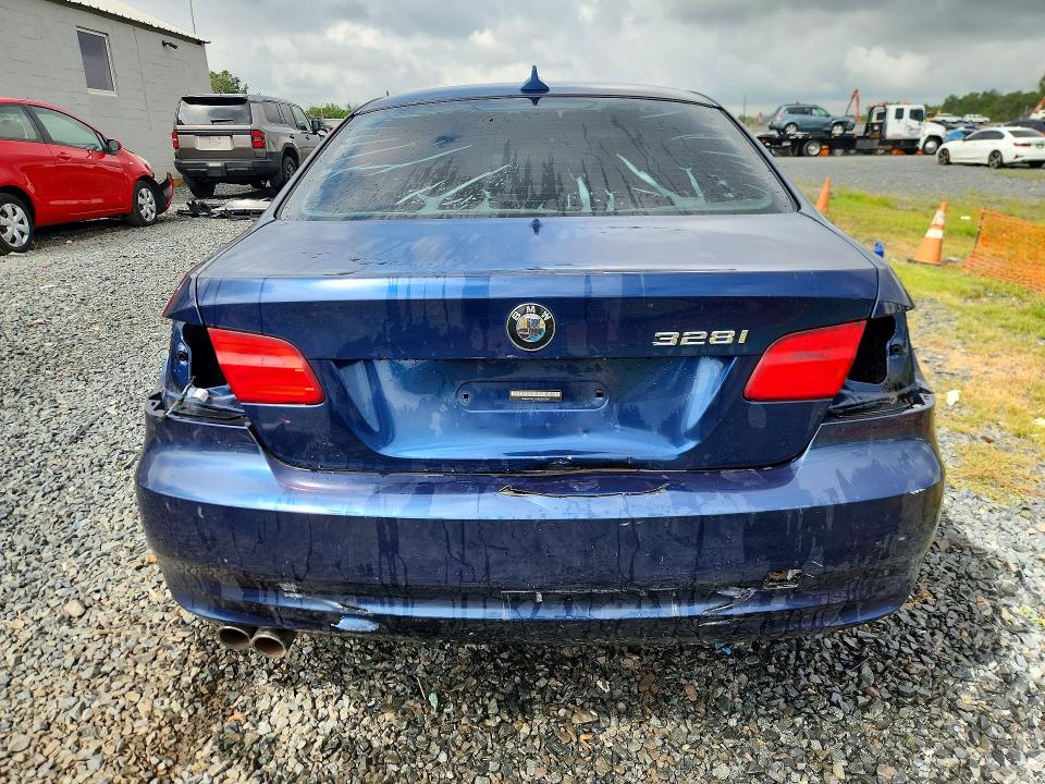 Photo 6 from auction – 2011 BMW 328 with VIN WBAKF5C50BE395795
