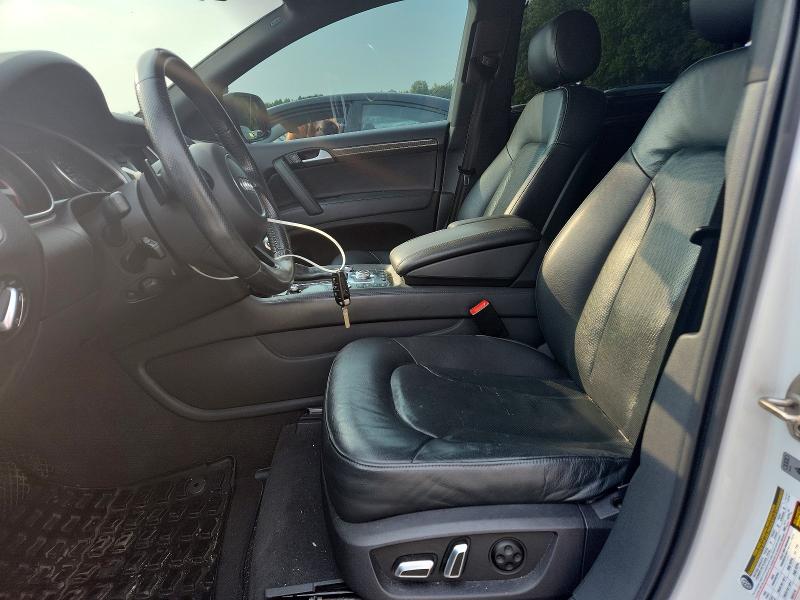 Photo 7 from auction – 2015 AUDI Q7 with VIN WA1DGAFE6FD032033