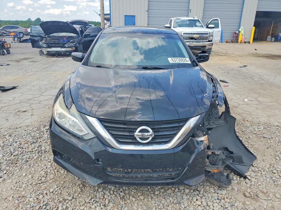Photo 5 from auction – 2017 NISSAN ALTIMA with VIN 1N4AL3AP2HC226307