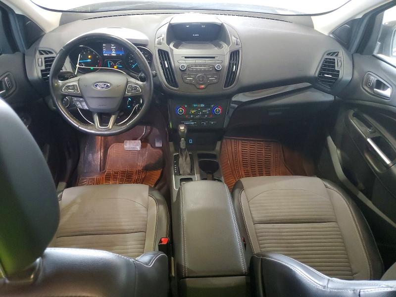 Photo 8 from auction – 2017 FORD ESCAPE with VIN 1FMCU9G97HUE09817