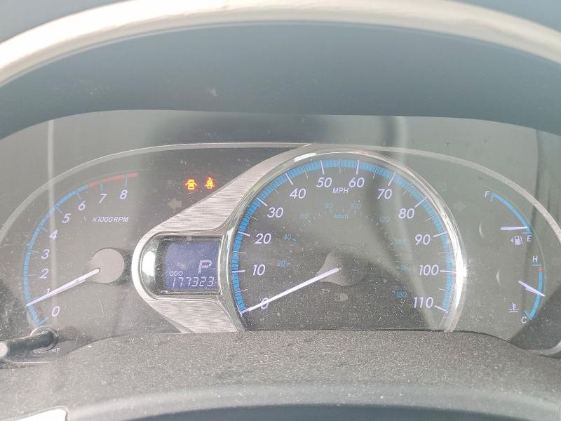 Photo 9 from auction – 2011 TOYOTA SIENNA with VIN 5TDYK3DC4BS172776