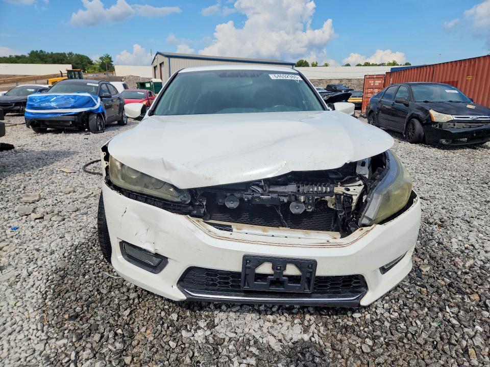 Photo 5 from auction – 2015 HONDA ACCORD with VIN 1HGCR2F50FA179663