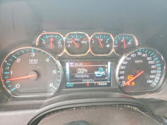 Photo 9 from auction – 2016 CHEVROLET SUBURBAN with VIN 1GNSCHKC4GR219109
