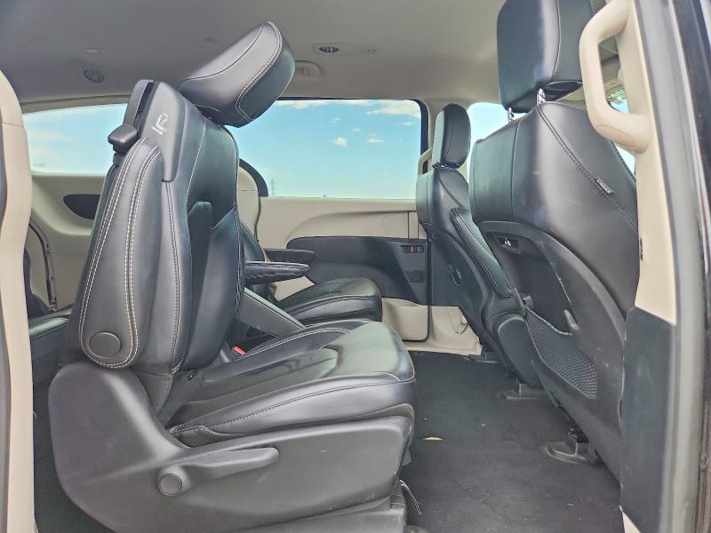 Photo 11 from auction – 2023 CHRYSLER PACIFICA with VIN 2C4RC1L78PR632550