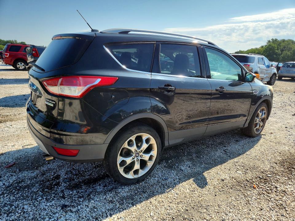 Photo 3 from auction – 2014 FORD ESCAPE with VIN 1FMCU0J99EUA94583