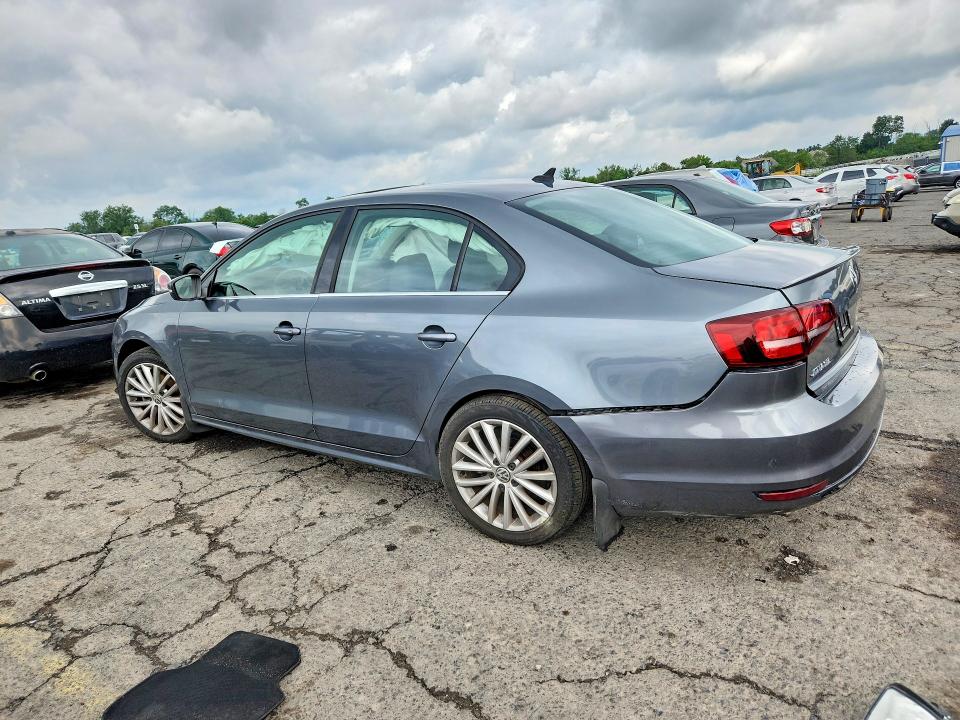Photo 2 from auction – 2016 VOLKSWAGEN JETTA with VIN 3VWL17AJ4GM323224