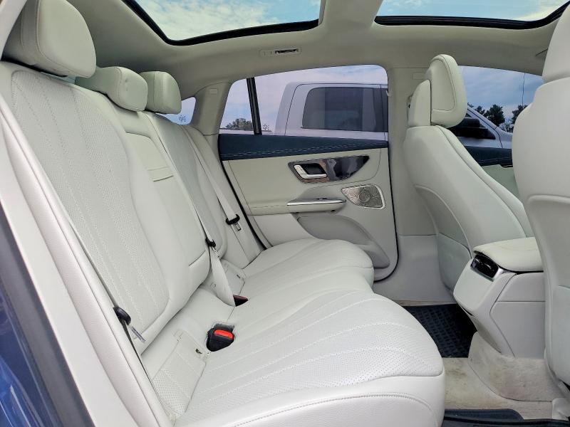 Снимка 10 от търг – 2024 MERCEDES-BENZ EQE SEDAN с VIN W1KEG2BB5RF050307