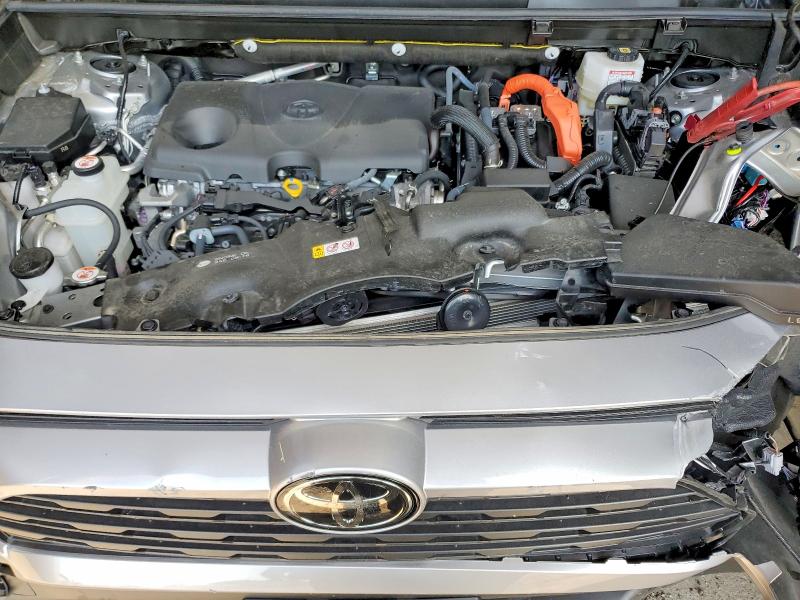 Снимка 12 от търг – 2025 TOYOTA RAV4 HYBRID с VIN JTMRWRFV0SJ075002