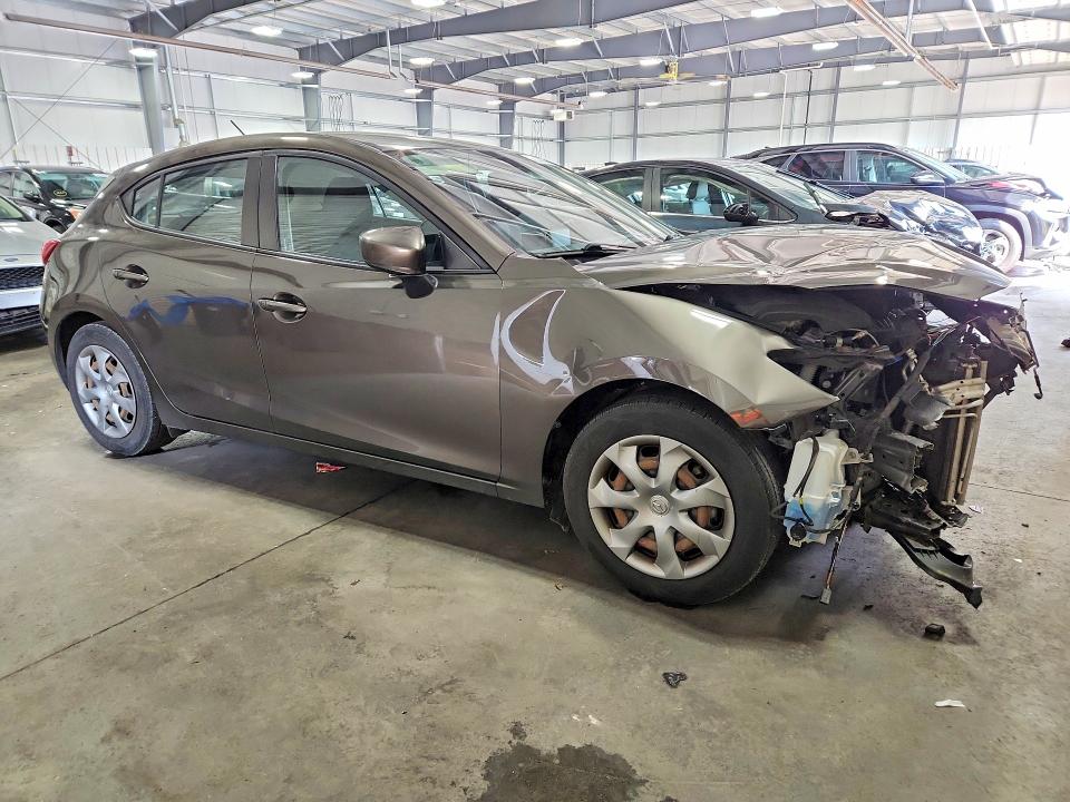 Photo 4 from auction – 2016 MAZDA 3 with VIN JM1BM1J77G1325523