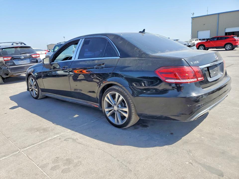 Photo 2 from auction – 2016 MERCEDES-BENZ E with VIN WDDHF5KB4GB229993