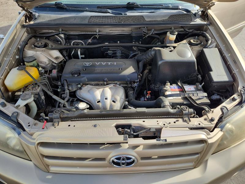 Photo 12 from auction – 2005 TOYOTA HIGHLANDER with VIN JTEDD21A450114837