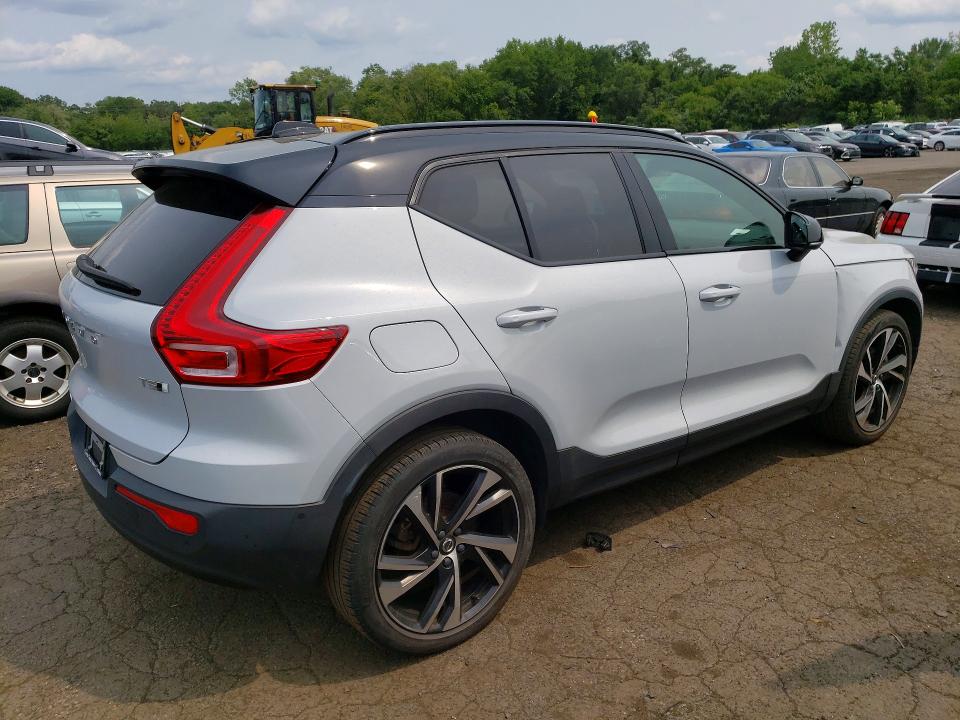 Photo 3 from auction – 2021 VOLVO XC40 with VIN YV4162UM0M2542721