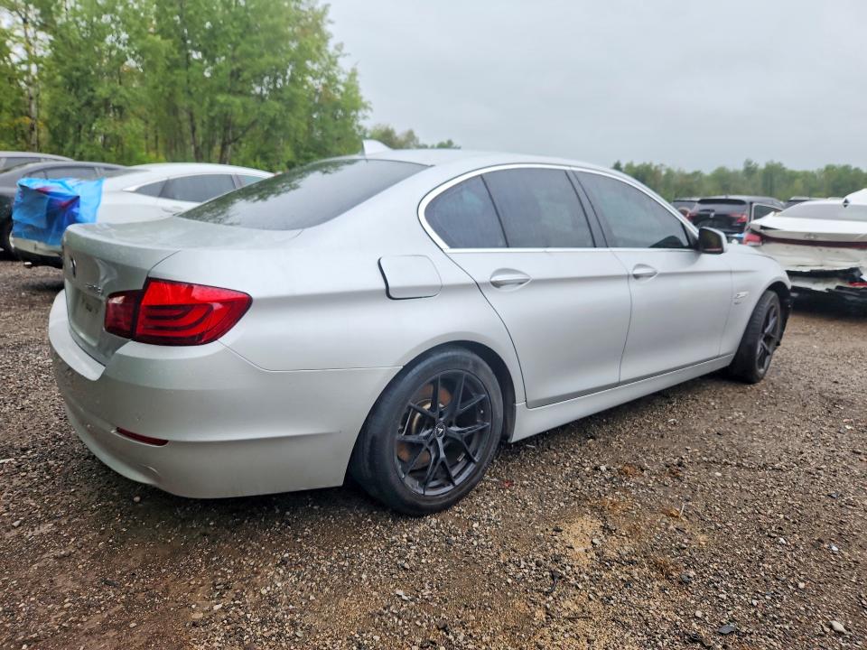 Photo 3 from auction – 2012 BMW 528 with VIN WBAXH5C51CDW04887