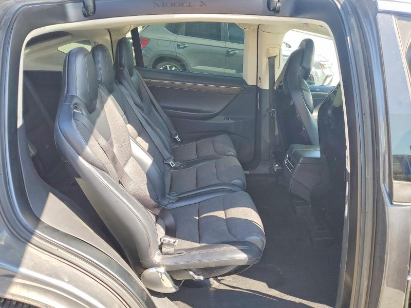 Photo 11 from auction – 2016 TESLA MODEL X with VIN 5YJXCAE26GF016222