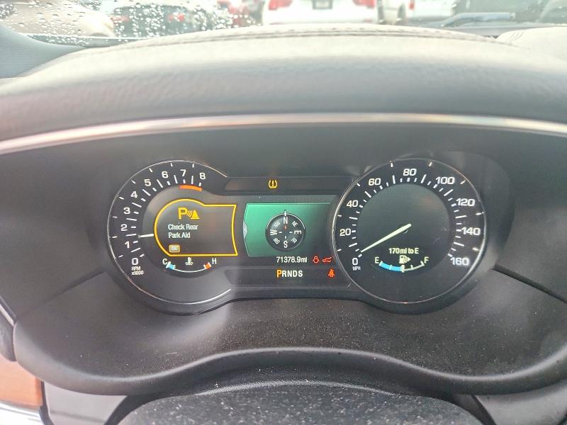 Photo 9 from auction – 2019 LINCOLN MKC with VIN 5LMCJ2D95KUL22281