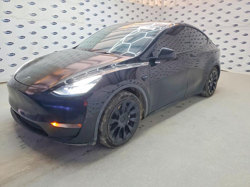 TESLA MODEL Y 2021 with VIN 5YJYGDEE3MF143610 - Photo from auction