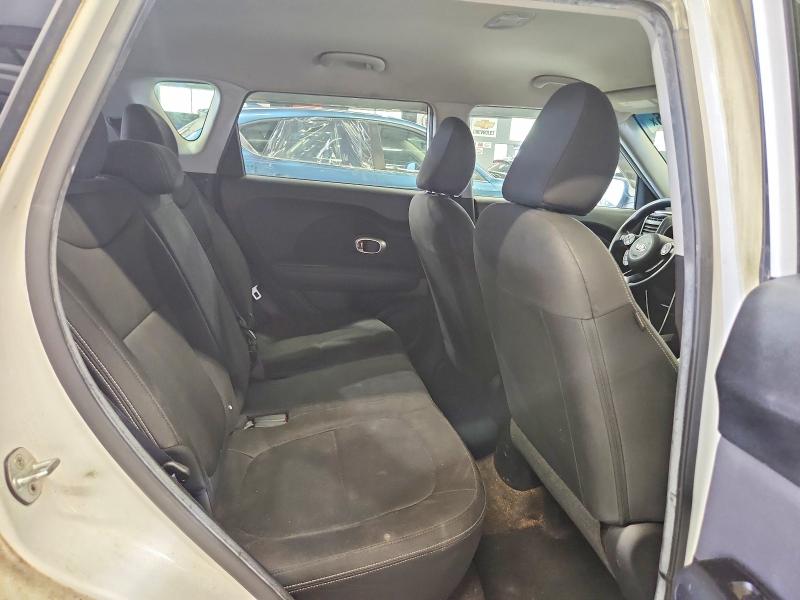 Photo 10 from auction – 2015 KIA SOUL with VIN KNDJN2A21F7778406