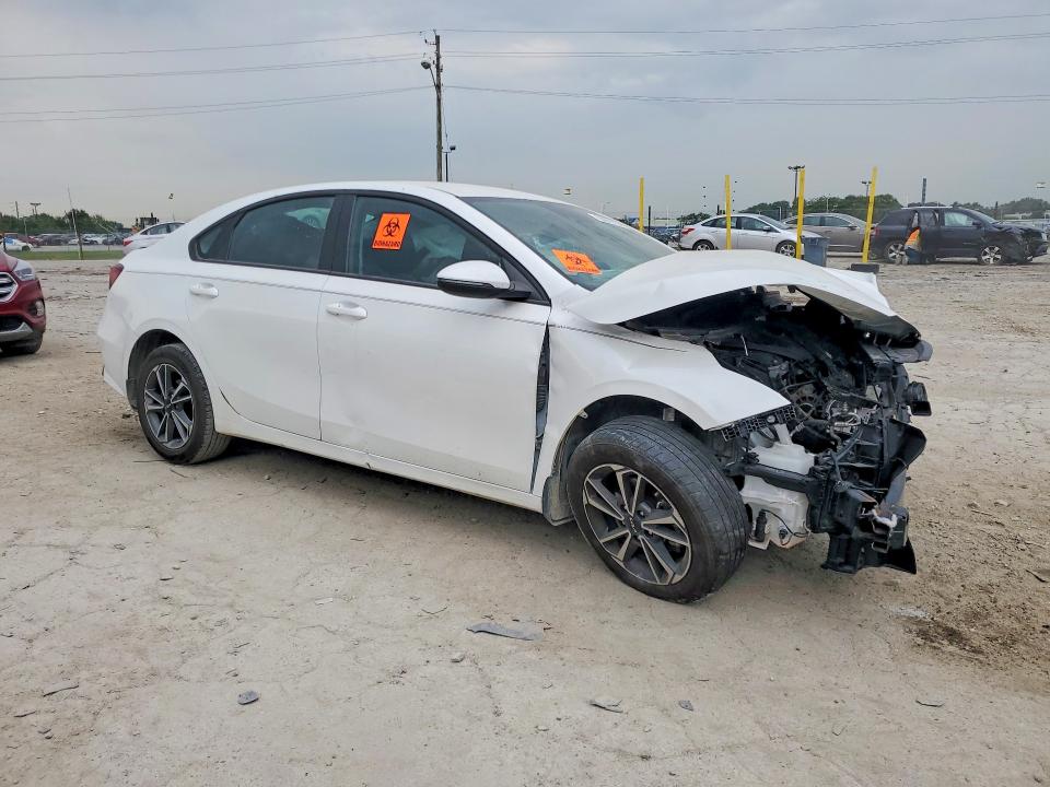 صورة رقم 4 من المزاد - 2023 KIA FORTE مع VIN 3KPF24AD3PE591147