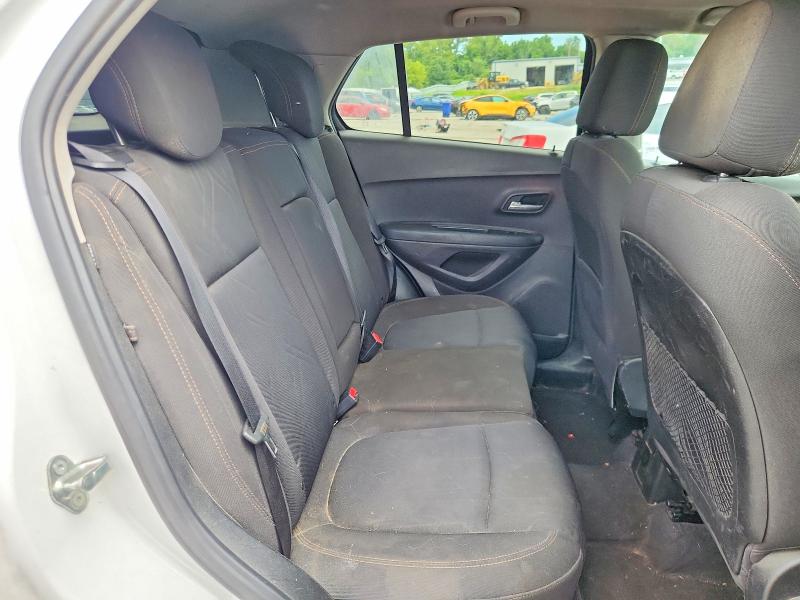 Photo 11 from auction – 2018 CHEVROLET TRAX with VIN 3GNCJPSB0JL147738