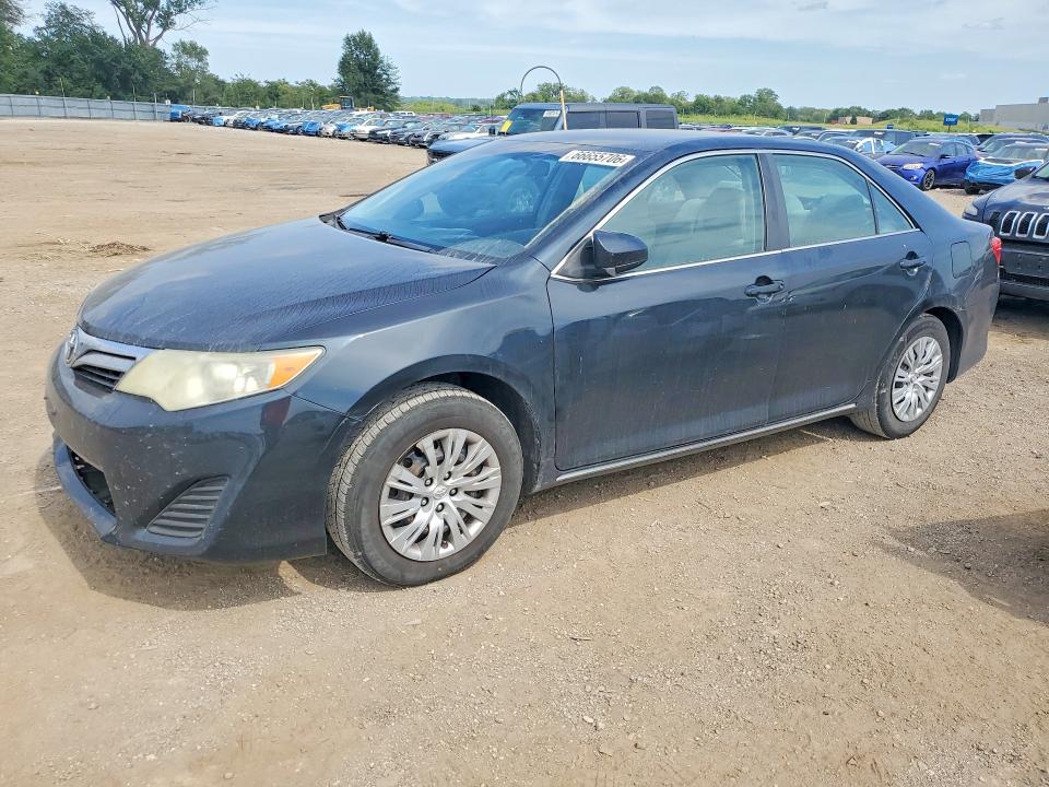 TOYOTA CAMRY 2014 with VIN 4T1BF1FK7EU305674 - Photo from auction