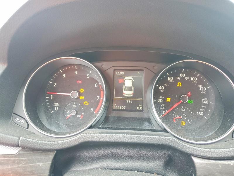 Photo 9 from auction – 2016 VOLKSWAGEN PASSAT with VIN 1VWCT7A36GC055919