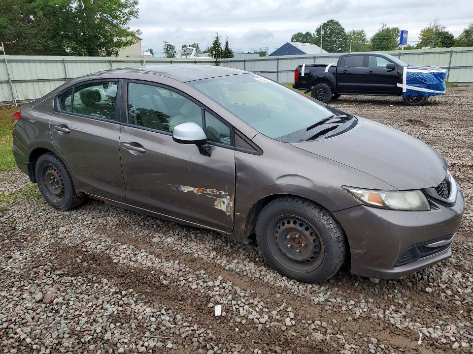 Photo 4 from auction – 2013 HONDA CIVIC with VIN 2HGFB2F57DH585598