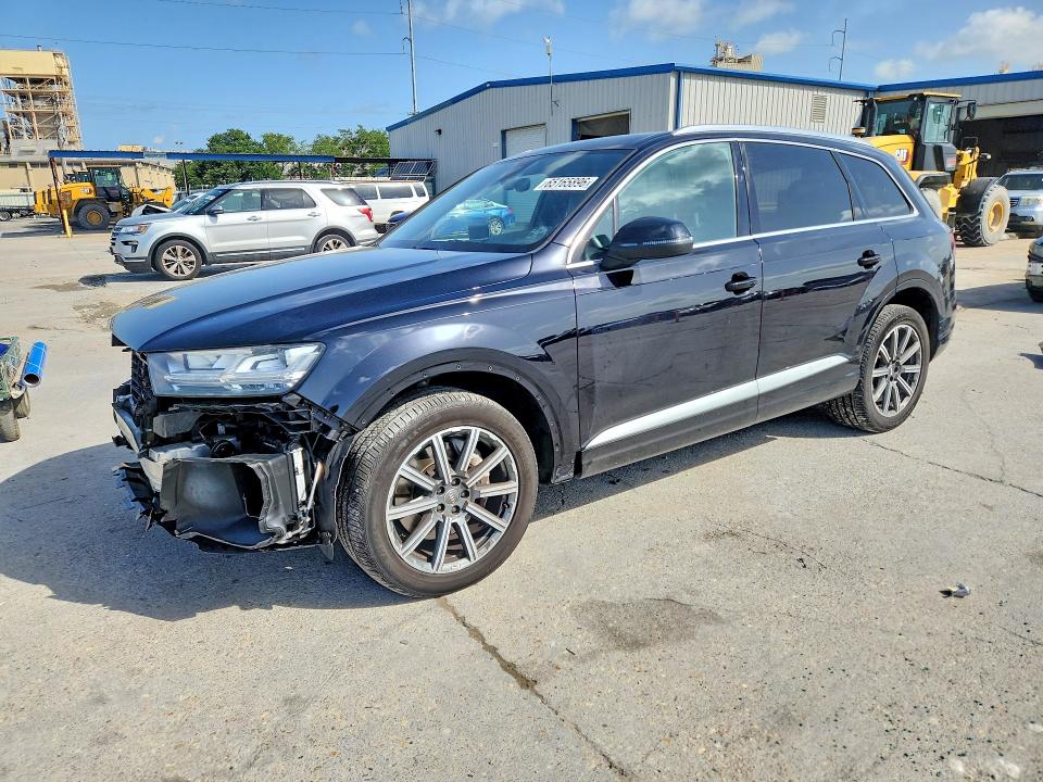 AUDI Q7 2018 with VIN WA1LAAF75JD011925 - Photo from auction