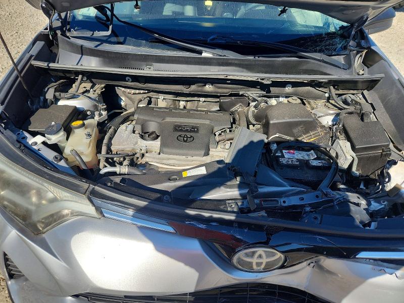 Photo 11 from auction – 2017 TOYOTA RAV4 with VIN 2T3BFREV5HW602755