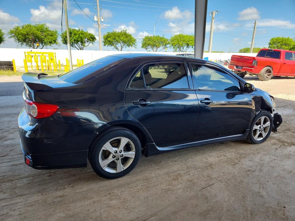Photo 3 from auction – 2011 TOYOTA COROLLA with VIN 5YFBU4EE2BP002365