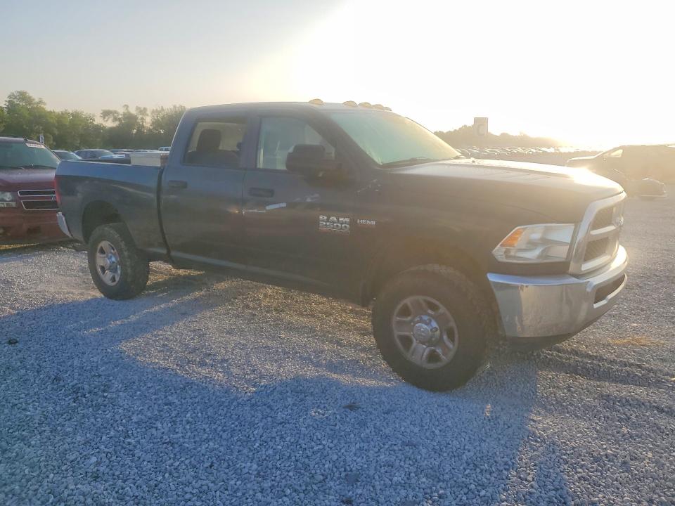 Photo 4 from auction – 2016 RAM 2500 with VIN 3C6UR5CJ7GG281574