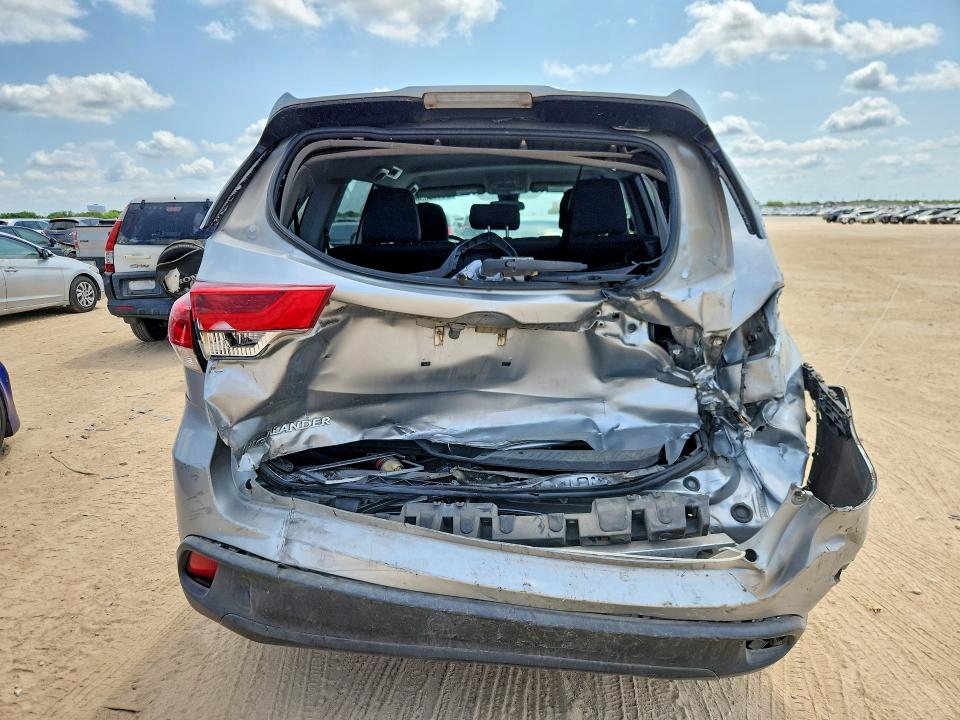 Photo 6 from auction – 2018 TOYOTA HIGHLANDER with VIN 5TDZZRFH4JS254095
