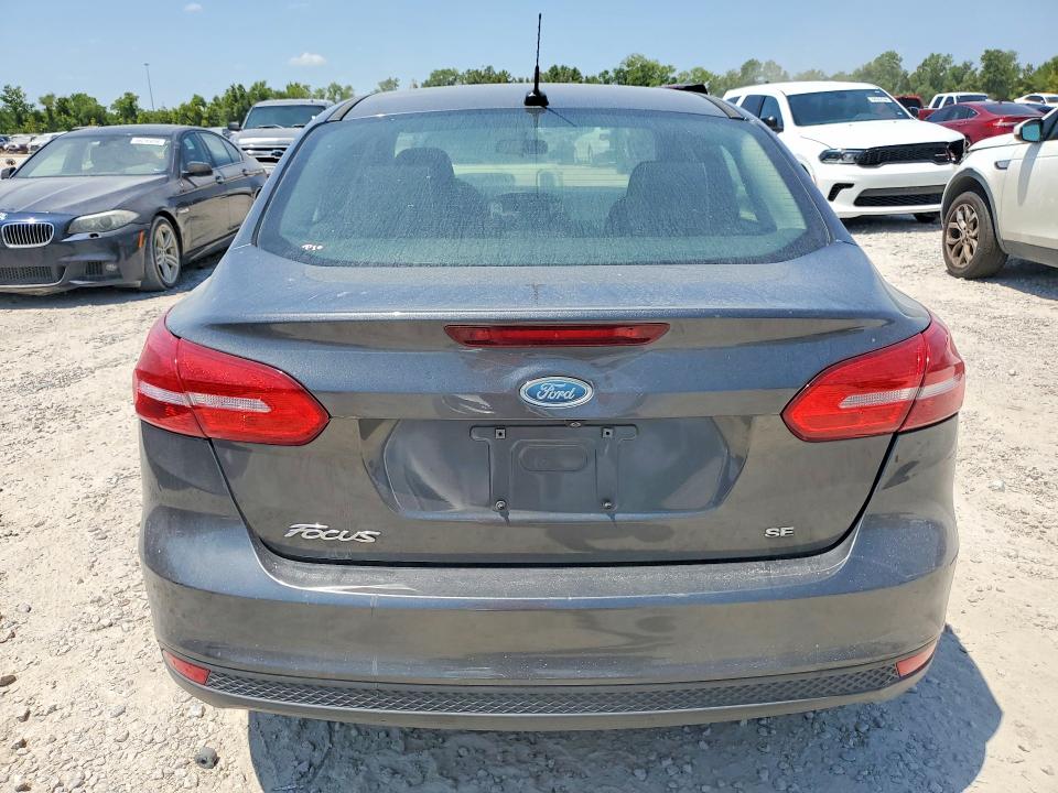 Photo 6 from auction – 2017 FORD FOCUS with VIN 1FADP3F25HL292154
