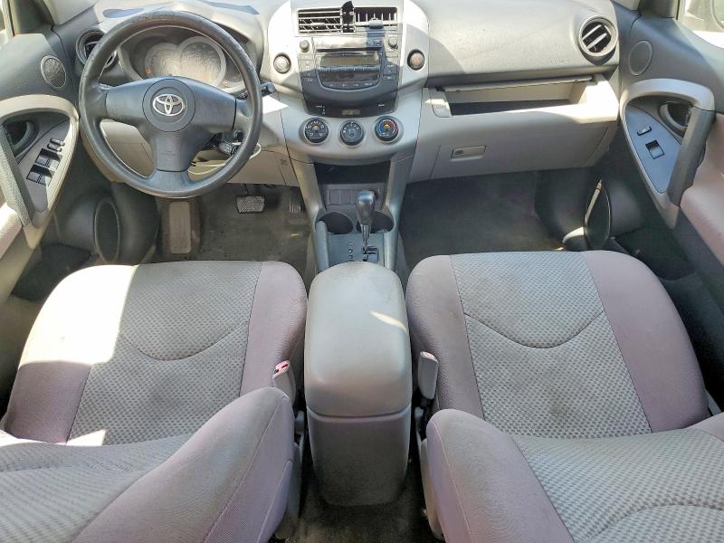 Photo 8 from auction – 2006 TOYOTA RAV4 with VIN JTMZD33V866016456