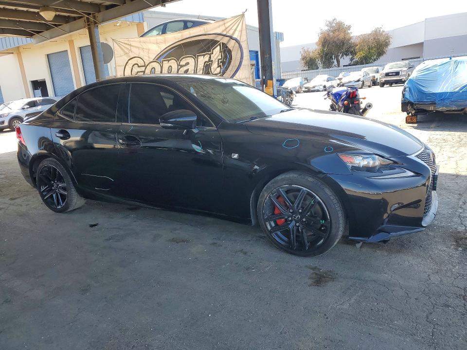 Photo 4 from auction – 2015 LEXUS IS with VIN JTHBE1D29F5021516