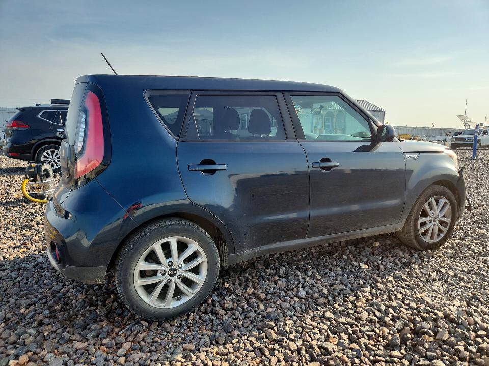 Photo 3 from auction – 2018 KIA SOUL with VIN KNDJP3A51J7620781