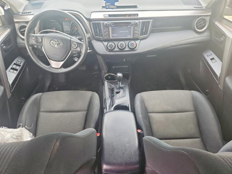 Photo 8 from auction – 2018 TOYOTA RAV4 with VIN JTMBFREV6JJ228547