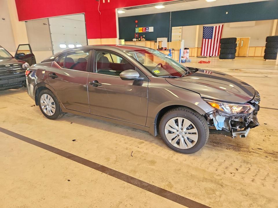 Photo 4 from auction – 2024 NISSAN SENTRA with VIN 3N1AB8BV4RY263720