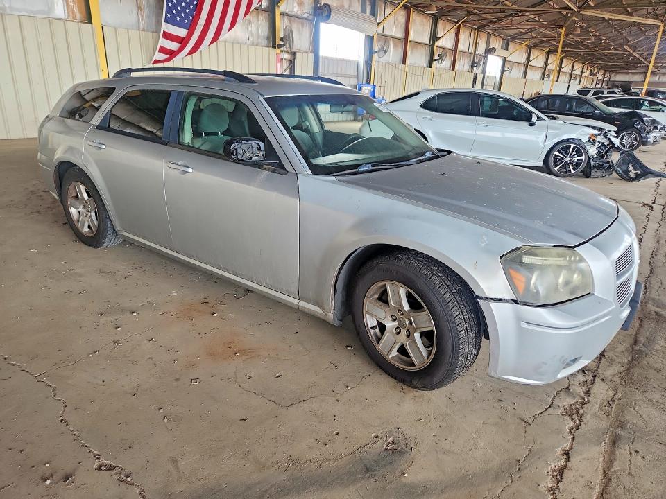 Photo 4 from auction – 2006 DODGE MAGNUM with VIN 2D4FV47V26H323719
