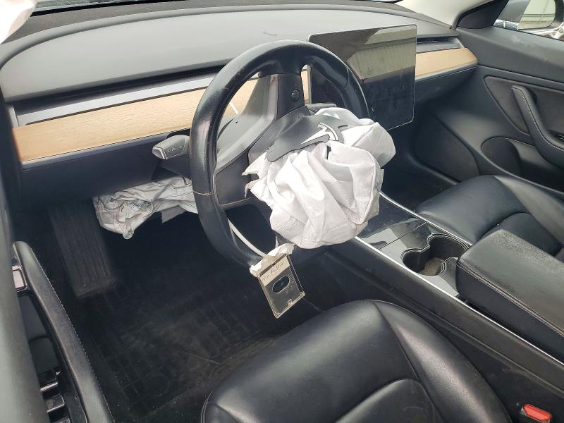 Photo 8 from auction – 2018 TESLA MODEL 3 with VIN 5YJ3E1EB3JF087099