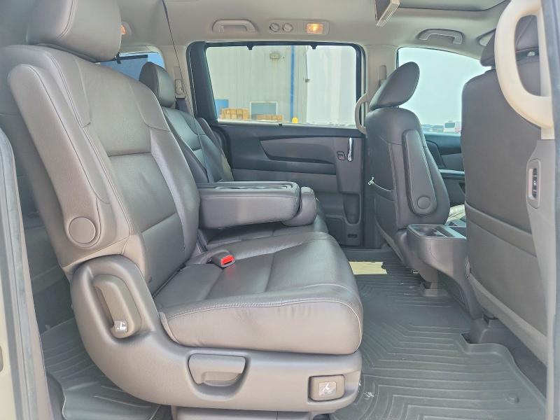 Photo 11 from auction – 2017 HONDA ODYSSEY with VIN 5FNRL5H92HB021864